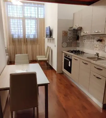 Modern Reventino - Le Lincelle, Lamezia *