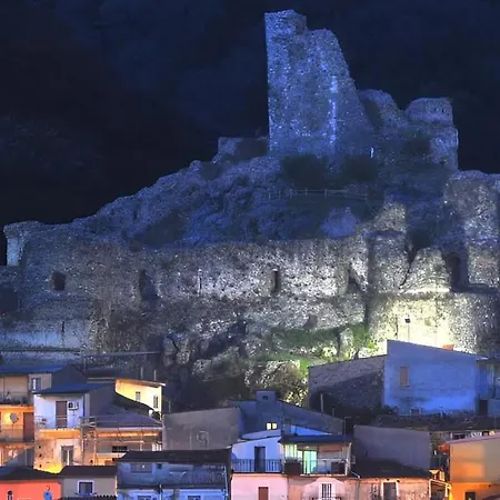 Modern Reventino - Le Lincelle, Lamezia Daire